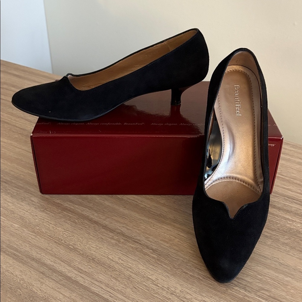 Beautifeel Mystique Black Suede Pump Heels Size 38 / 7.5